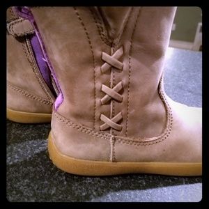 Stride rite brown boots
